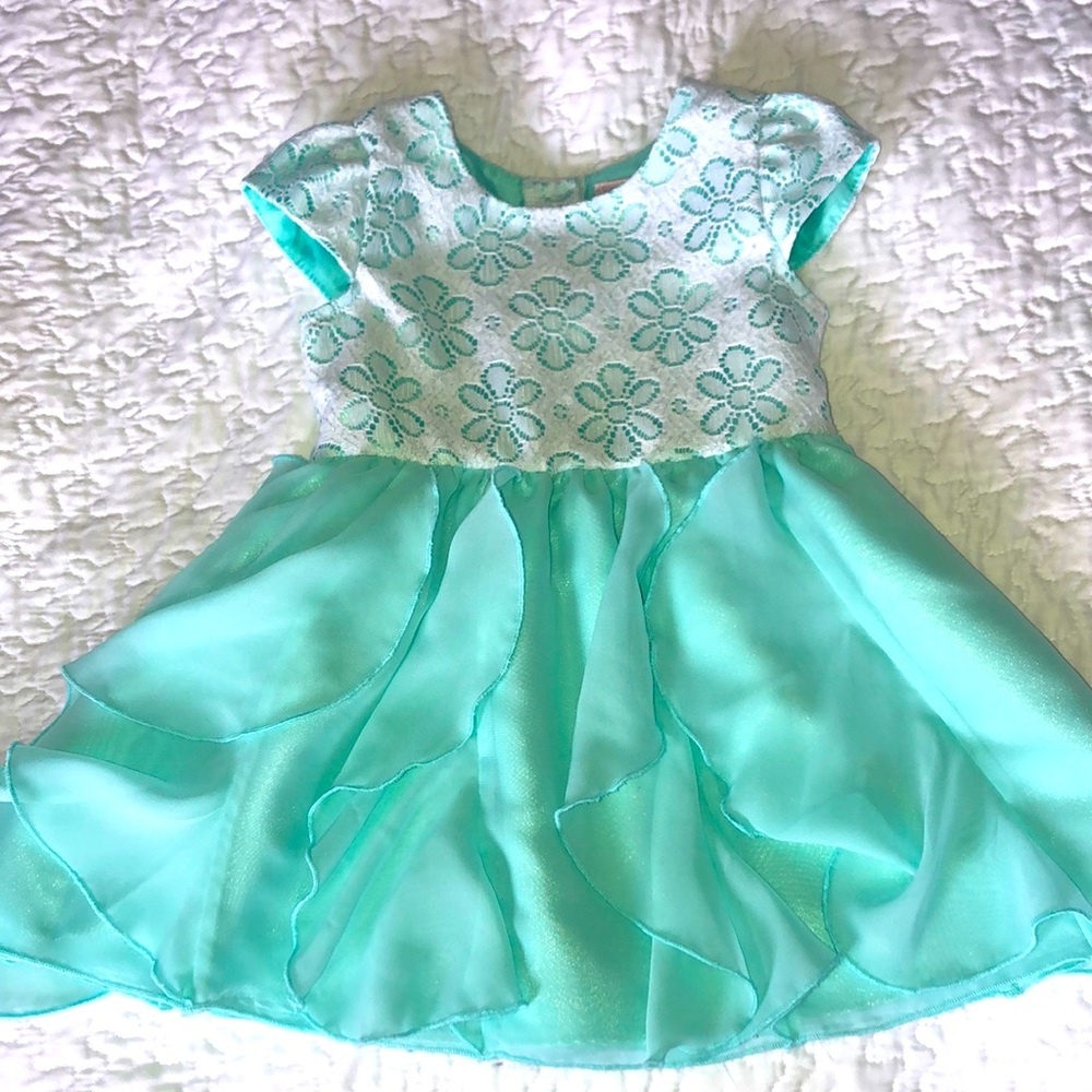 EUC 2T Spring Dress